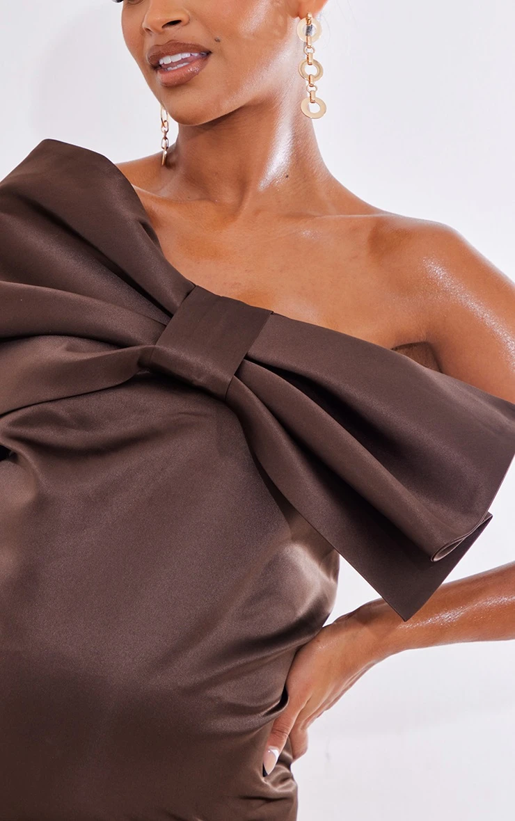 Maternity Chocolate Bandeau Bow Detail Midi Dress 5 Maternity Chocolate Bandeau Bow Detail Midi Dress - Image 4