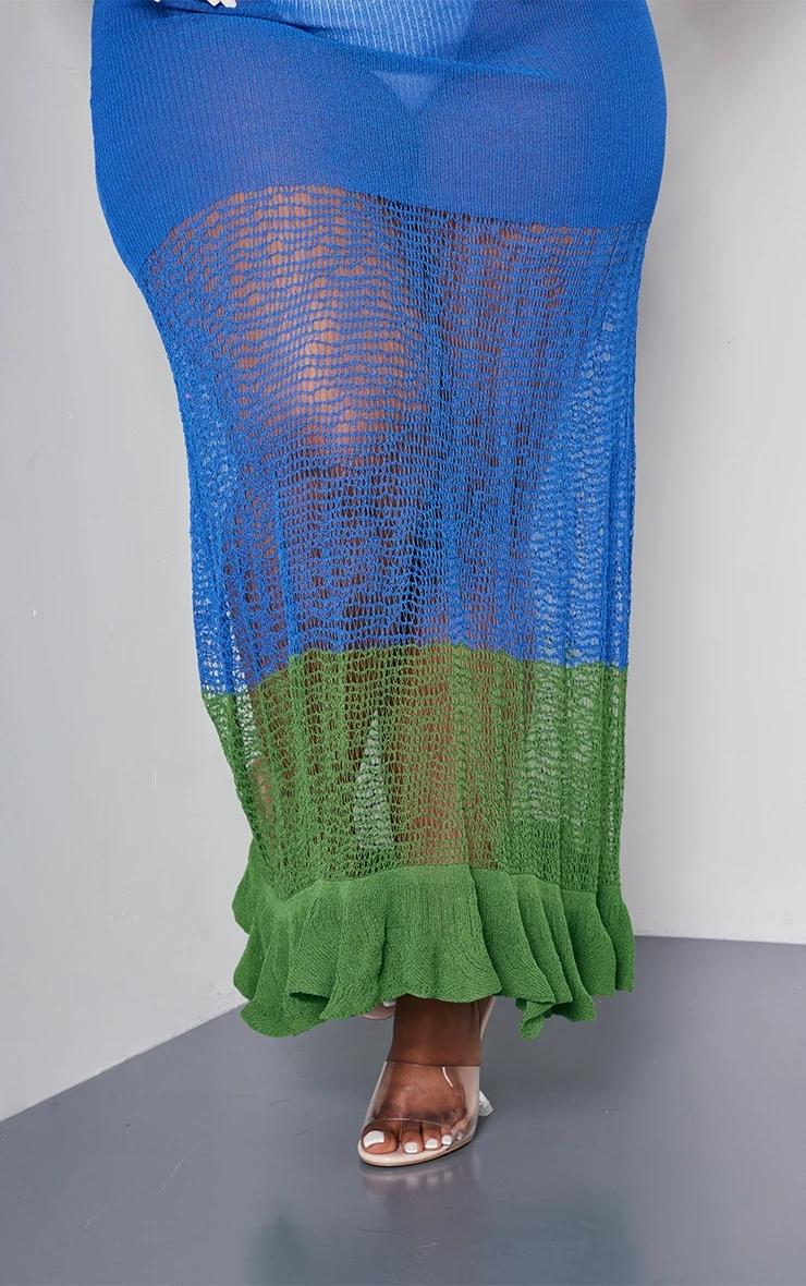 Plus Blue Contrast Knitted Maxi Dress 6 Plus Blue Contrast Knitted Maxi Dress - Image 4