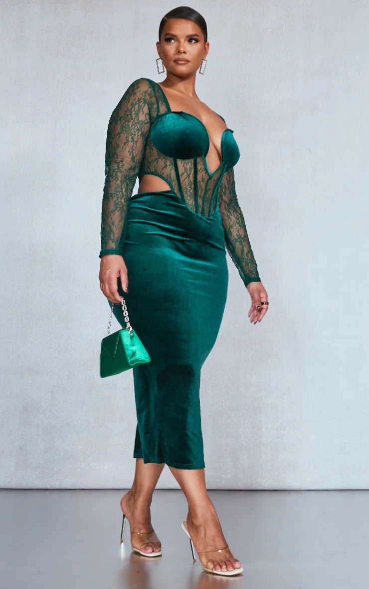 Plus Emerald Green Lace Detail Corset Velvet Midaxi Dress 5 Plus Emerald Green Lace Detail Corset Velvet Midaxi Dress - Image 3