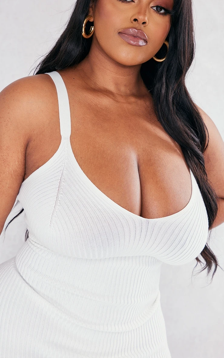 Plus Cream Maxi Knitted Dress 6 Plus Cream Maxi Knitted Dress - Image 4