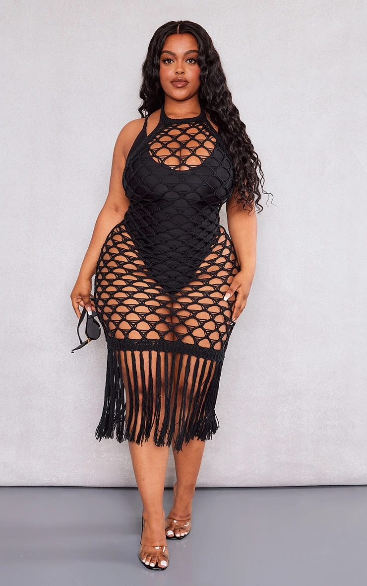 Plus Black Halterneck Tassel Detail Knitted Beach Dress 5 Plus Black Halterneck Tassel Detail Knitted Beach Dress - Image 3