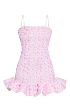 Petite Pink Ditsy Print Scuba Mini Dress -Goremje Style c7192cc003b56c1d320960fab4f92d2d74af63a2 cnd7086 5