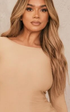 PRETTYLITTLETHING Shape Stone Slinky Extreme Scoop Back Bodycon Dress -Goremje Style db17f088fe16de34af1114135c6d92a92dae3928 cnd6479 4