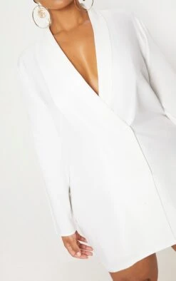 Plus White Oversized Blazer Dress -Goremje Style e8cbdd7d2b095c8dc50261eb0ae01164f8f811aa clx2936 5